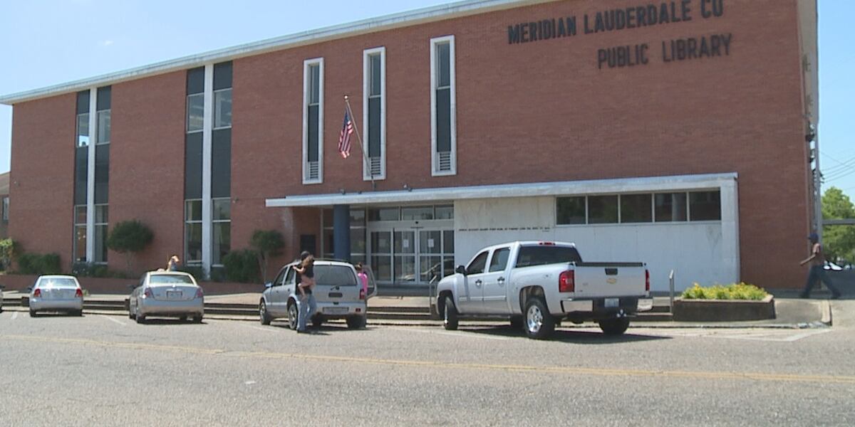 Meridian Middle Library Meridian-Lauderdale County Public Library upgrades technology