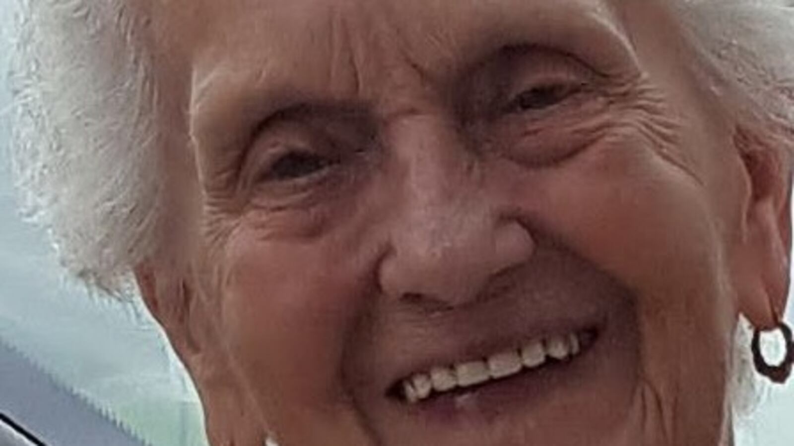 Mrs. Lenelle Maxwell Obituary