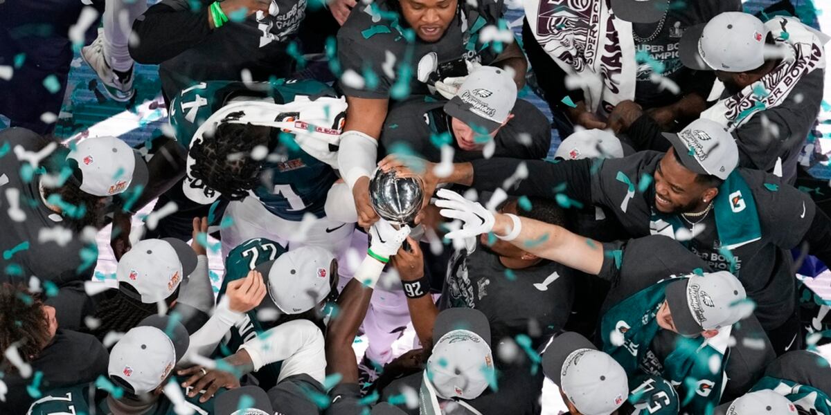 Eagles deny the Chiefs a Super Bowl three-peat with dominant defense in a 40-22 rout